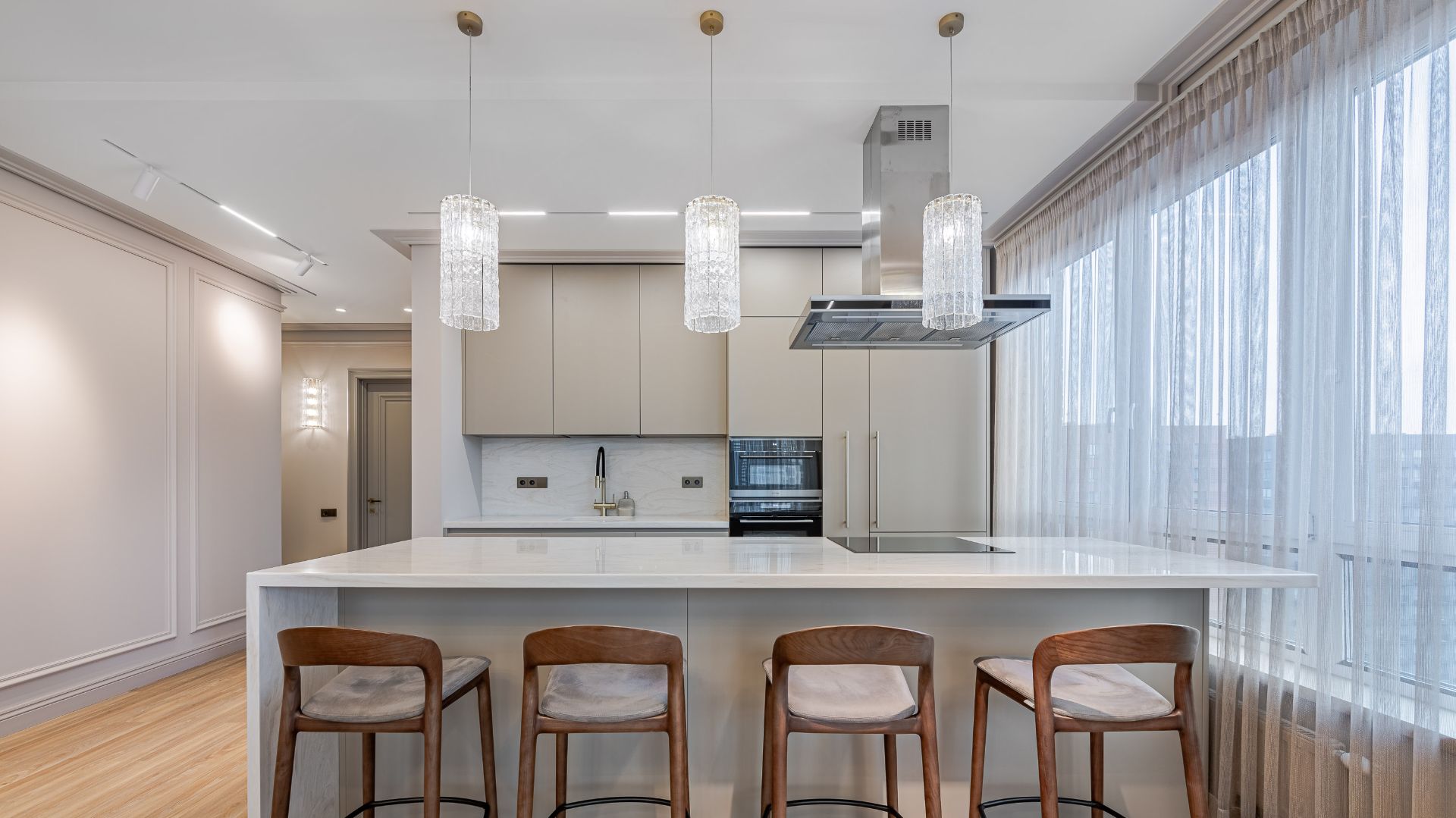 Новая дизайнерская квартира в аренду !