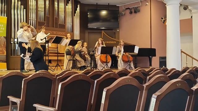 Закулисье в Гнесинке.mp4