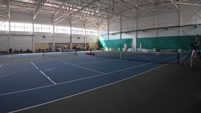 Турнир в Новороссийске по большому теннису (зеленый мяч) 7 игра за 3 место