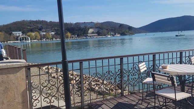 озеро в Абрау- Дюрсо