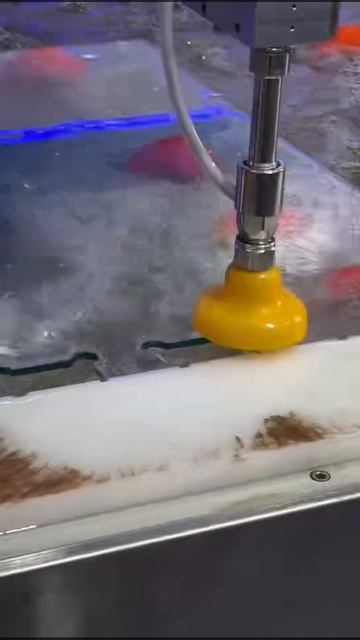 Работа Автоматического гидроабразивного центра для производства отверстий и вырезов в стекле