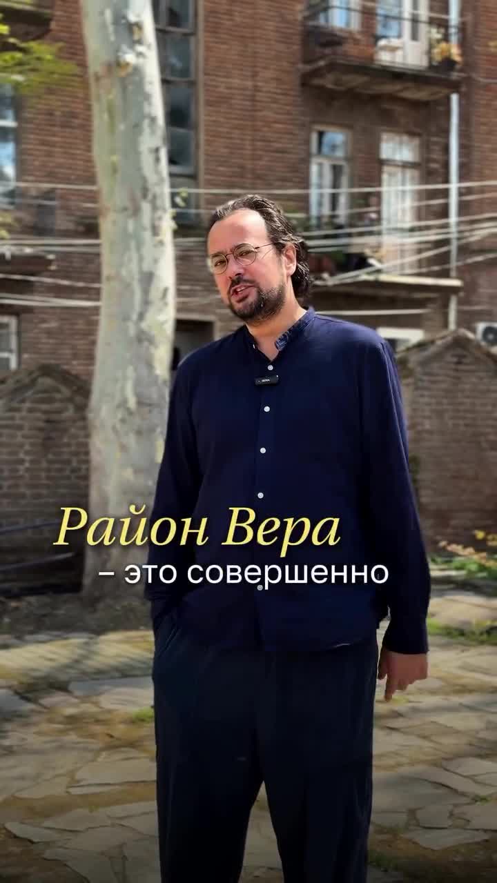 Абсолютно новый ремонт, дубовый паркет и действующий камин в сердце района Вера 🔐