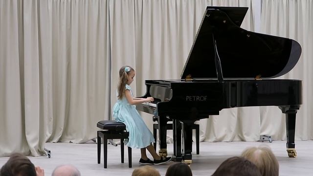 М.Парцхаладзе _Хоровод_. Исп.Олейник Полина. 2класс ДМШ.им.А.Т.Гречанинова.mp4