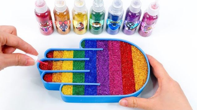 МИЛОЕ ASMR 🌈 | ДЕЛАЕМ РАДУЖНУЮ ВАННУ ДЛЯ РУК ИЗ СЛАЙМА И ПЛАСТИЛИНА МОРОЖЕНОГО