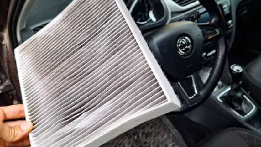 Замена салонного фильтра - Шкода Рапид