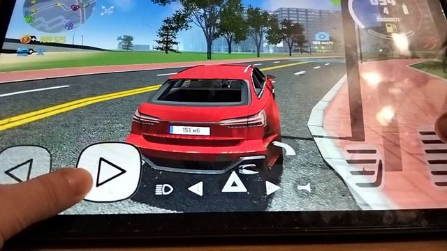 издивался над копами в симулятор автомобиля 2