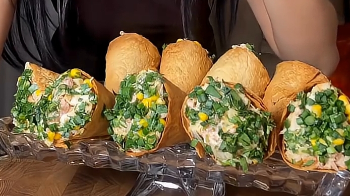 Порционный салат в рожке...🥗🍦😋