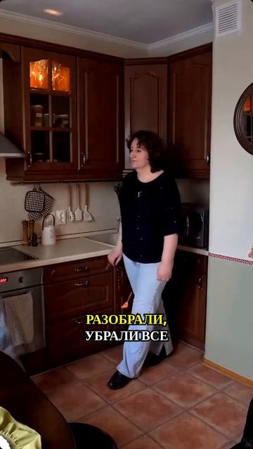 Хитрости хранения кастрюль и крышек: как убрать «матрешки» и всегда быстро доставать посуду.