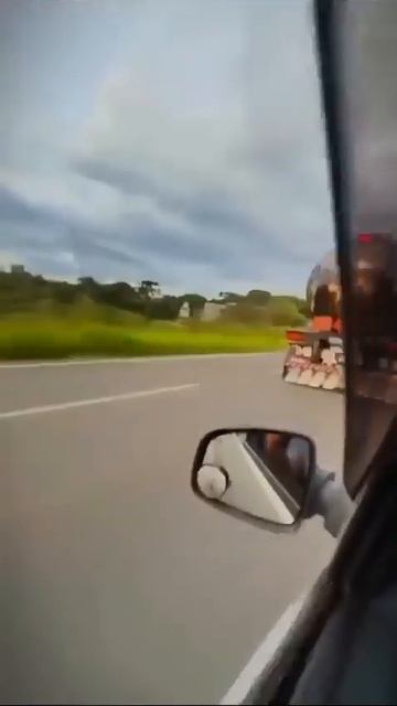 Видео от HackAvto – Лайфхаки и фишки для авто