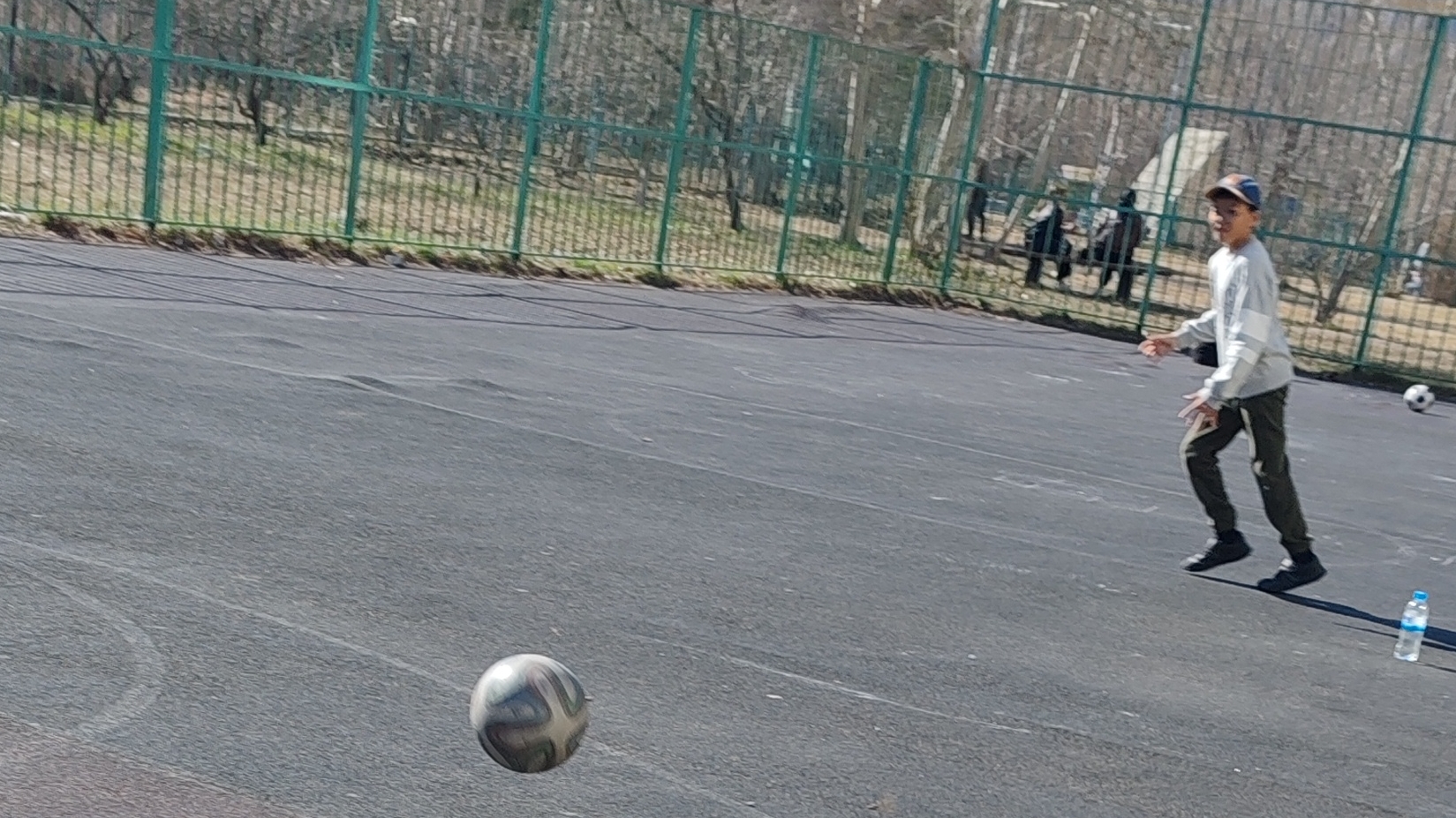 Играем в футбол для донат карта 2202 2082 3722 8334