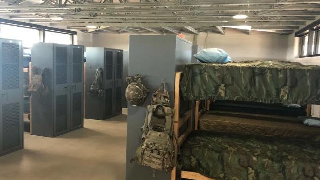 Я вернулся! В в честь этого я вам делаю мини мультфильм для вас!