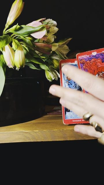 его СКРЫТЫЕ ЖЕЛАНИЯ  #таролог #гаданиеонлайн #раскладтаро #тароонлайн #любовь