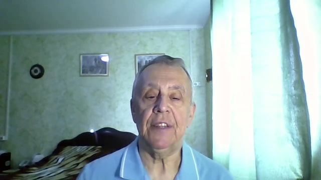 Отель с длинным названием, пять звёзд, свой пляж, нас с Ларисой селят в двухспальневый люкс...