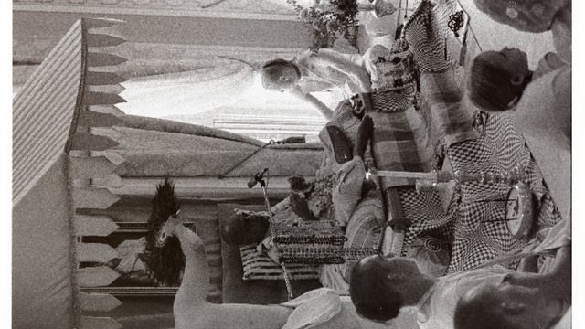 Беседа в комнате Пойте танцуйте и принимайте прасад Шрила Прабхупада 1975.10.04  Маврикий