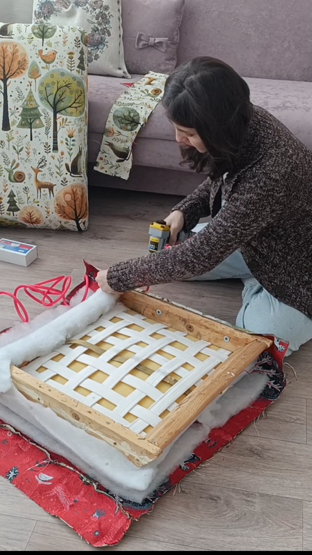 Переделала старое советское кресло/ Своими руками