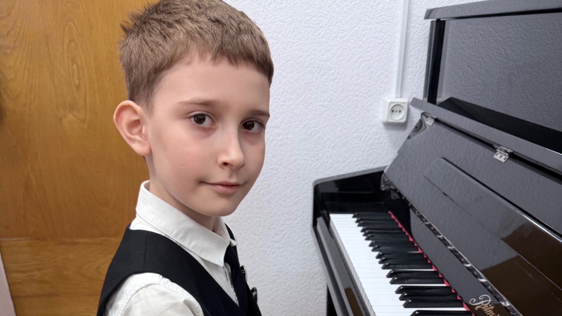 Бетурлакин Мирон, 7 лет