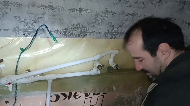 Делаем сантехнику в доме