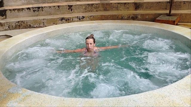 Бурлящий джакузи!