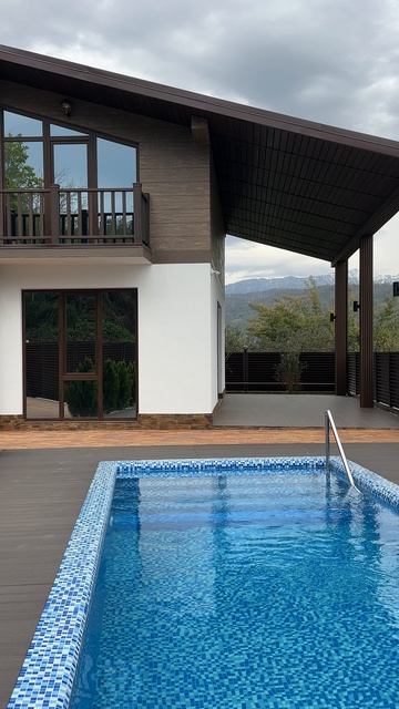 E8c9c921703801adf2a0e72f7153fb39