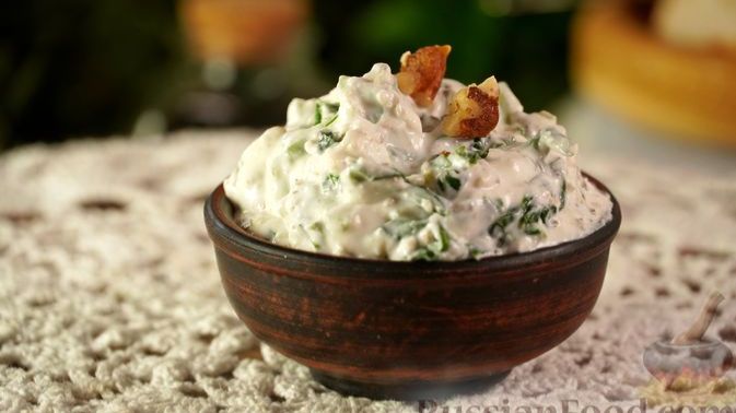 НАМАЗКА ИЗ ЛАБНЕ И БЕЛОГО СЫРА С ЧЕРЕМШОЙ