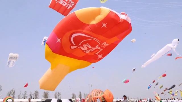 🪁На востоке Китая открылся 43-й Международный фестиваль воздушных змеев