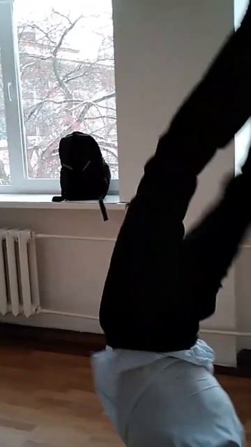 Handstand
