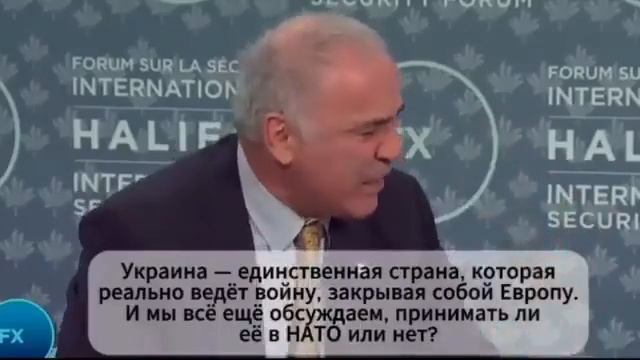 Знатно подгорает  дупа  у Каспарова