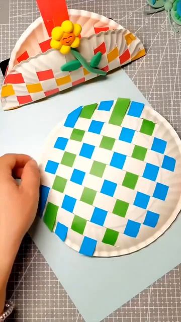 #корзинки из тарелок