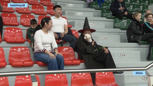 Мирнинцы пройдут по подиуму с пушистой парой на третьем конкурсе «Я и мой питомец»