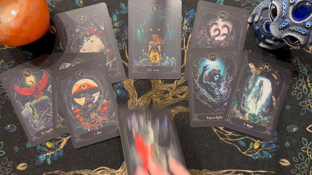 🍀 Кто станет вашим спутником: новые горизонты или знакомое лицо? 🍀