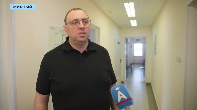 В мирнинском отделении переливания крови отметили День донора в национальных костюмах