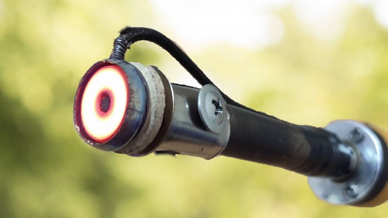 Крутая идея из автомобильного прикуривателя