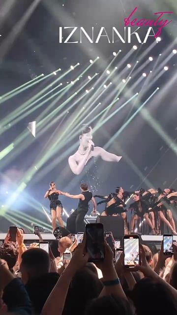 Концерт группы ARTIK&ASTI  Как Вам песня «Ты мой номер один»?