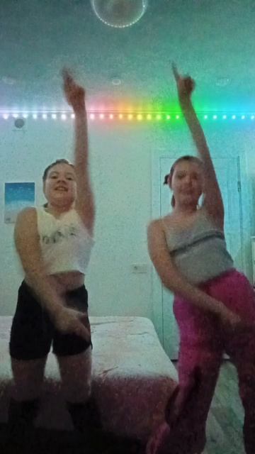 КОСПЛЕЙ РУМИ И ЗОИ