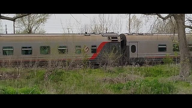 VID - 20260421 - 140500.mp4.
ТЭП70БС - 315 с поездом Тюмень - Симферополь.