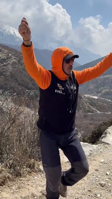 Когда душа требует танцев - танцуй! #танцы #горы #веселье #Клуб7Вершин #альпинист #трекинг