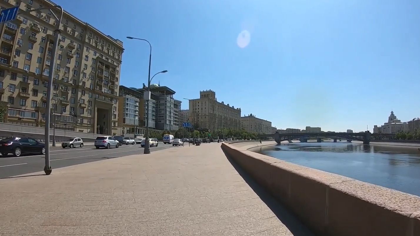 Смоленская набережная