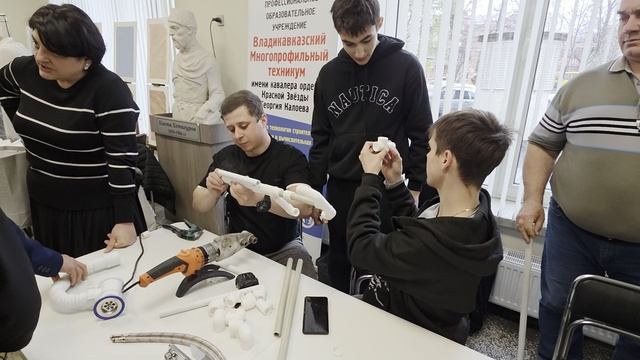 Игрушки для мальчиков из труб2026