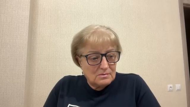 Деньги, кадры, унитаз. Елена Маркосян.