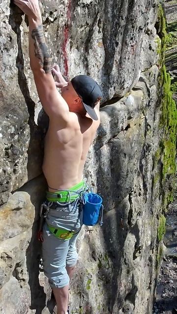 Танец на скале