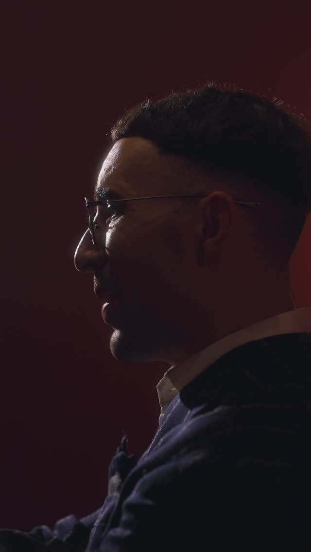 худи Music Video