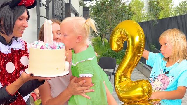 СОФУНЬЯ ШАЛУНЬЯ - ЗАБЫЛИ ПРО СЕСТРЫ ДЕНЬ РОЖДЕНИЯ.