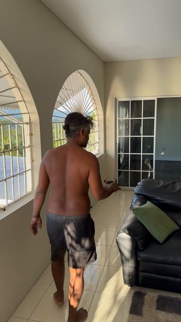 Завтрак в раю даже приходит сам😅🇯🇲