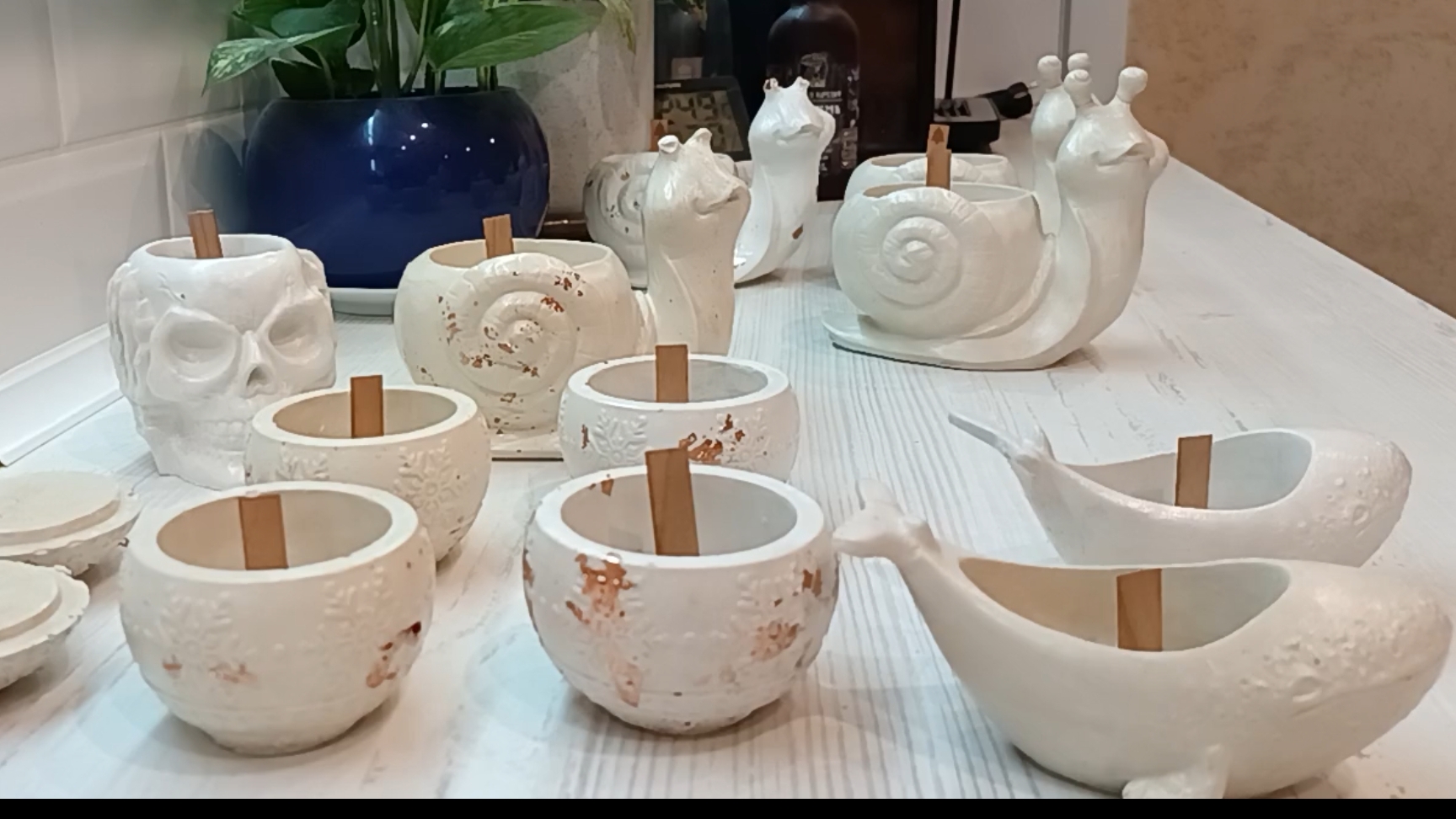 Подсвечники из гипса своими руками. Свечи делаем сами. Силиконовые молды и воск.