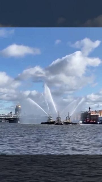 Зажигательные танцы Буксиров.