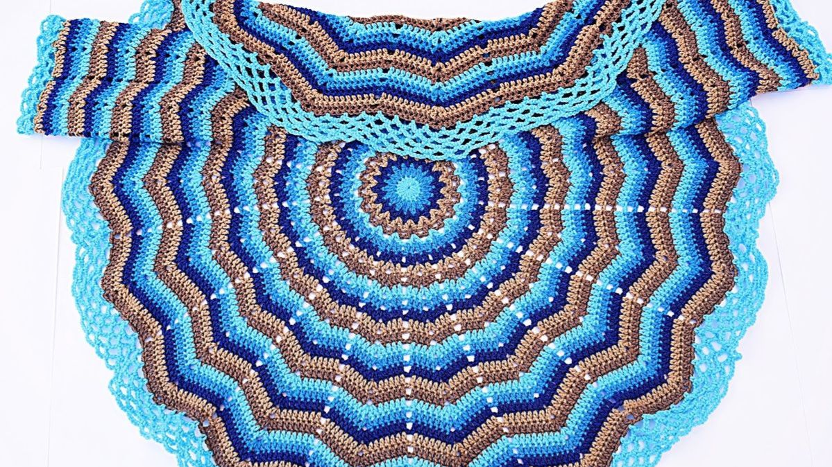 Пальто из круглой салфетки