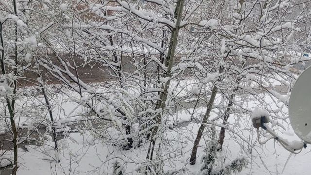 Снег в конце апреля.mp4