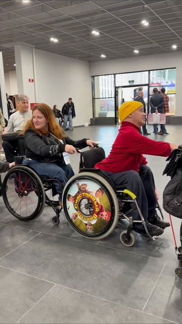 Добрый парень 👍 
#добро #помощь #ВикторСчастливый #инвалиды #благодарность #мечта #счастье