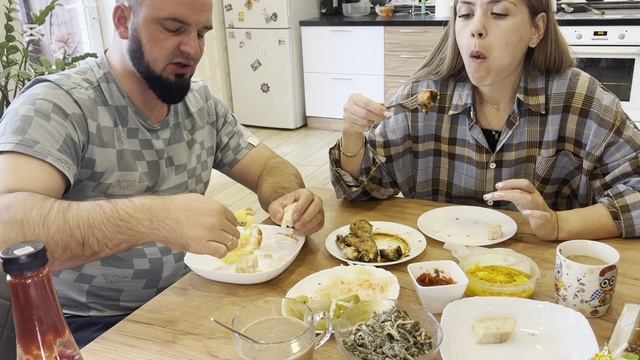 Мукбанг доедам ШАШЛЫК, отвечаем на ВОПРОСЫ