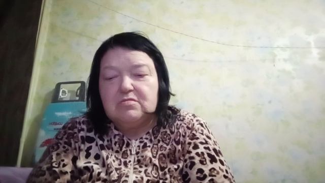 21-04-2026 ем сало на ночь. замерзла. спать надо